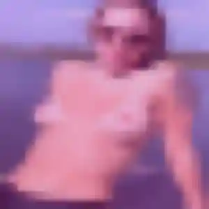 Caroline, 22 ans, cherche un plan cul à Harly