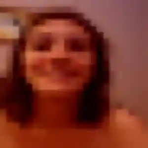 Brigitte, 24 ans, cherche un plan cul à Hénonville
