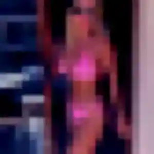 Adeline, 33 ans, connectée à Hesdin pour une rencontre coquine