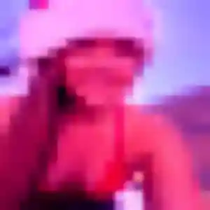 Rejoins Ulrike, 35 ans à Heugleville-sur-Scie en t'inscrivant