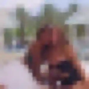 Amel, femme de 22 ans propose plan cul à Hinx