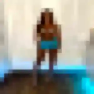 Estelle, 32 ans, en ligne à Izier pour un plan cul