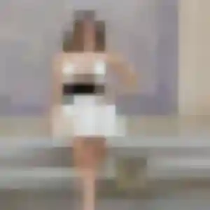 Estee, 32 ans, connectée à Jonquières-Saint-Vincent pour un plan cul