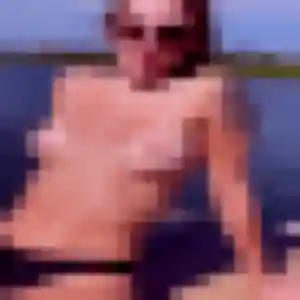 Sexy Violette, 40 ans à Juvigné - la contacter