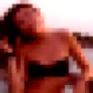 Découvre Faustine, 27 ans à Kuttolsheim en privé