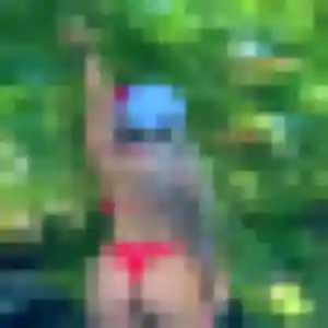 Roxane, 45 ans, connectée à La Fermeté pour une rencontre coquine