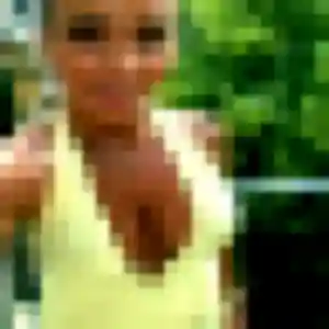 Estee, 29 ans, disponible à Lahourcade pour une rencontre coquine