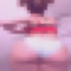 Laetitia, femme de 26 ans veut plan cul à Laizy