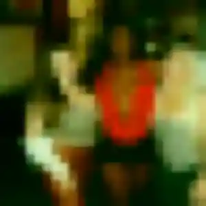 Sophie, femme de 30 ans propose plan cul à Langonnet