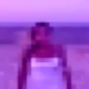 Estelle, femme de 24 ans cherche plan cul à Lanouaille