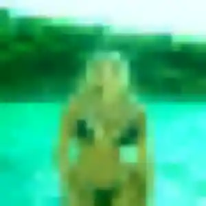 Ariane, 38 ans, connectée à Largeasse pour un plan cul