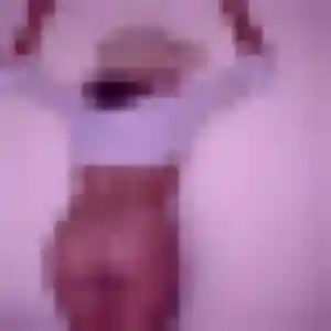 Charmante Bettina, 36 ans à Lavalette - voir sa photo