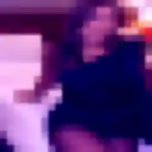 Aurore, 30 ans, connectée à Le Barp pour un plan cul