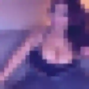 Estee, 22 ans, cherche un plan cul à Le Bouchage