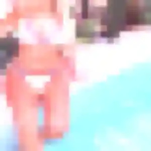 Charmante Jean-Marie, 25 ans à Le Chambon-Feugerolles - découvrir son profil