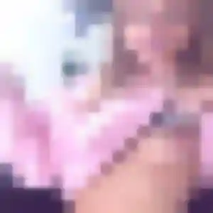 Lina, 35 ans, dispo pour plan cul à Le Lavandou