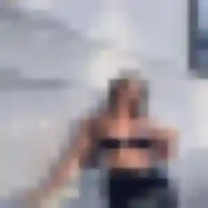 Renee (27 ans) à Le Perrey attend une rencontre ce soir