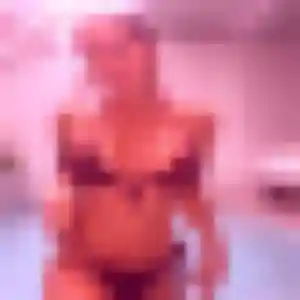 Photo exclusive de Sylvie, 36 ans à Le Syndicat - rencontre coquine