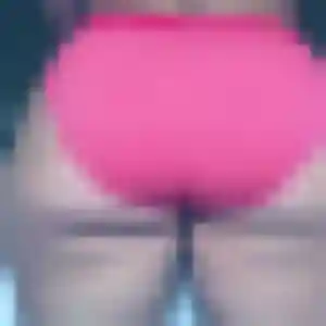 Charmante Anna, 22 ans à Le Thor - la contacter