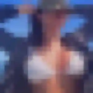 plan cul à Le Tilleul : photo de Debora, 30 ans - inscription gratuite