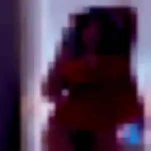 Ilona, 34 ans, dispo pour plan cul à Les Islettes