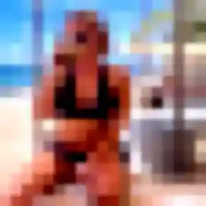 Sexy Ilona, 27 ans à Les Neyrolles - voir sa photo