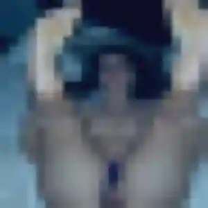 Découvre Tania, 23 ans à Libourne en privé