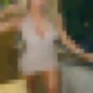 Charmante Charlotte, 25 ans à Lirac - voir sa photo