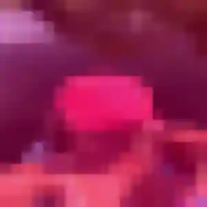 Charmante Kim, 22 ans à Longué-Jumelles - voir sa photo