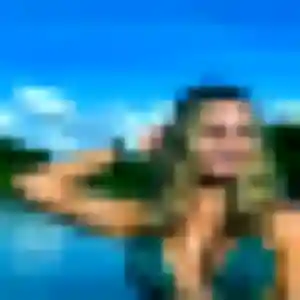 Jade, femme de 22 ans cherche plan cul à Longuyon