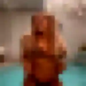 Noura, fille de 26 ans cherche plan cul à Loray