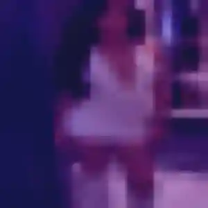 Muriel, femme de 37 ans propose plan cul à Loyettes