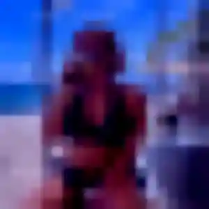 Photo privée de Deborah, 32 ans à Luzarches - rencontre sans lendemain