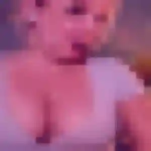 plan cul à Mauriac : profil de Clemence, 35 ans - accès libre