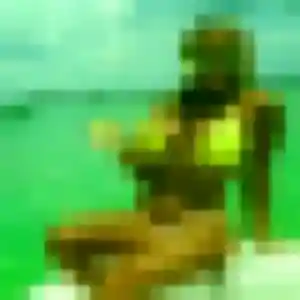 Emma, 22 ans, dispo pour plan cul à Merceuil