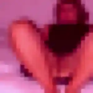 Olympe, fille de 30 ans cherche plan cul à Méré