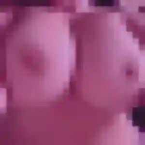 Chloe, 34 ans, en ligne à Méréville pour une rencontre coquine