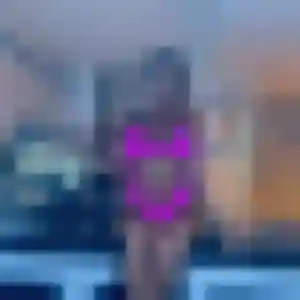 Olga, femme de 34 ans propose plan cul à Miannay