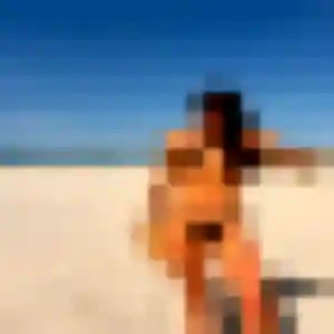 Photo de Karima à Mirabel-et-Blacons (34 ans) - plan cul anonyme