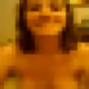 Découvre Celine, 34 ans à Monbazillac gratuitement