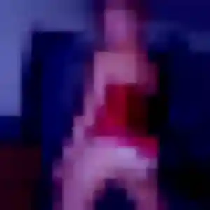 Domitille, 32 ans, en ligne à Monbazillac pour une rencontre coquine