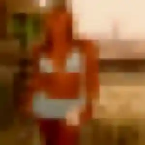 plan cul à Mondeville : profil de Ursula, 40 ans - accès libre