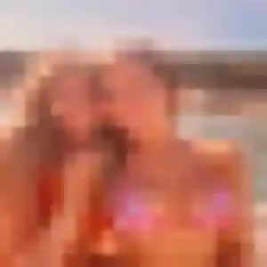 Charmante Gaia, 36 ans à Montaren-et-Saint-Médiers - découvrir son profil