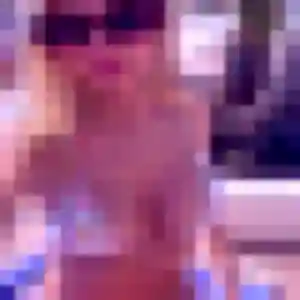 Yannick, fille de 40 ans cherche plan cul à Montvendre