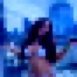 Photo de Regine à Morlanne (31 ans) - plan cul discret