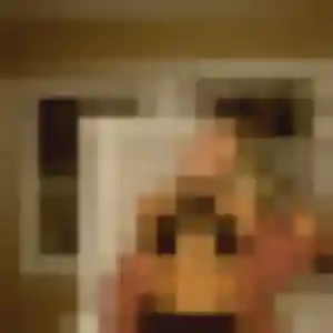 Sara, 29 ans, dispo pour plan cul à Moroges
