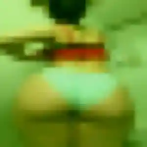 Sarah, fille de 35 ans cherche plan cul à Mouroux