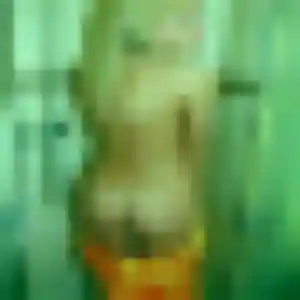 Sexy Alessandra, 24 ans à Mur-de-Barrez - voir sa photo