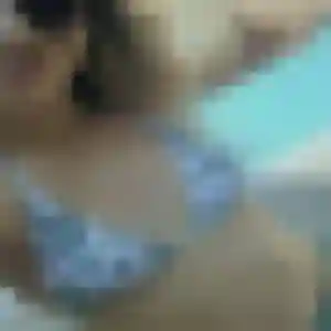 Découvre Phoebe, 39 ans à Mur-sur-Allier gratuitement