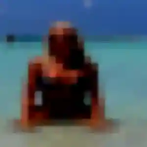 Rejoins Salima, 26 ans à Mûrs-Erigné gratuitement